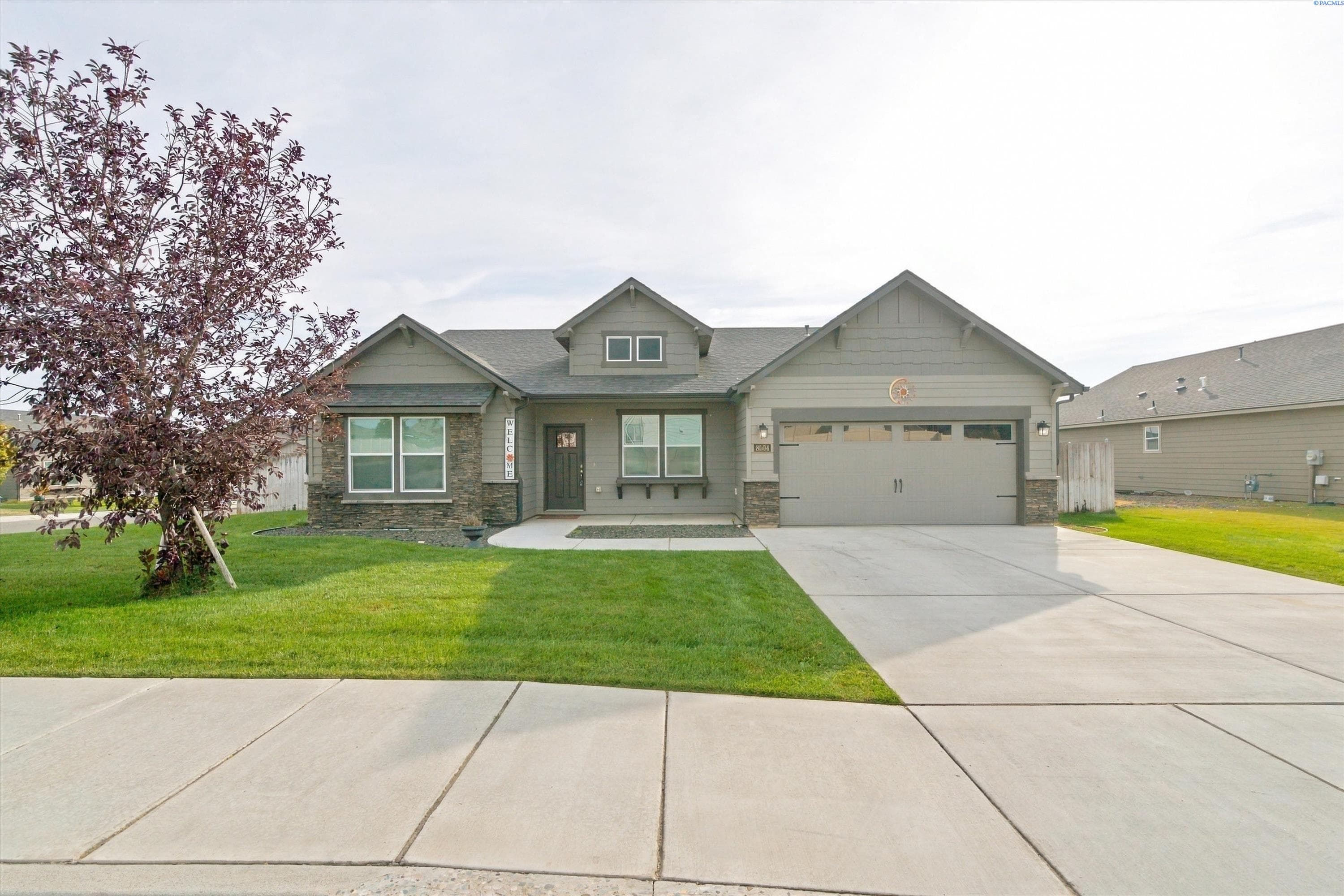 8004 Cassiar Dr — photo 1
