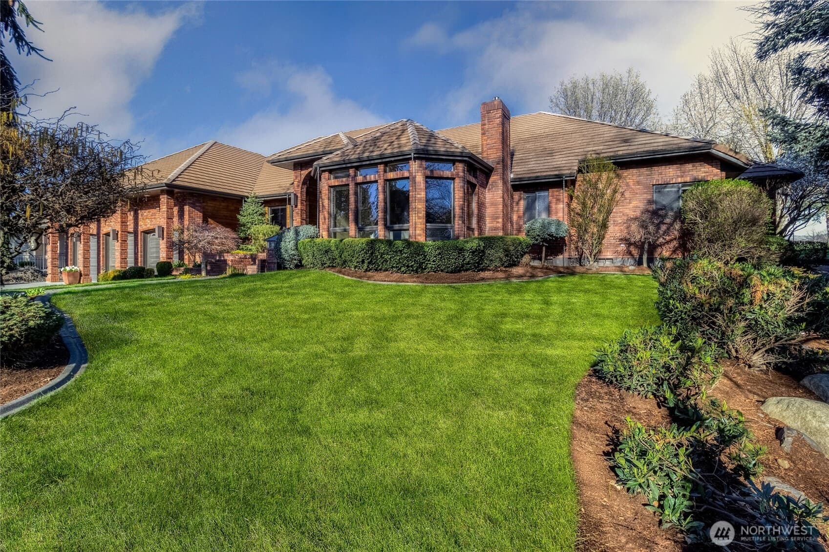 2245 Crosshaven Drive