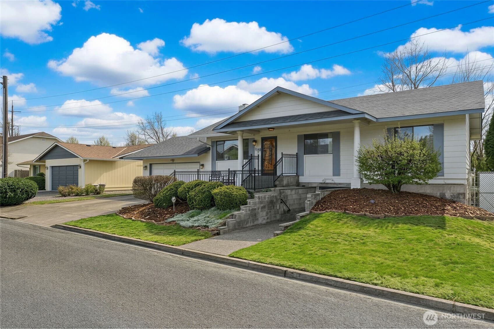 1140 Colonial Drive