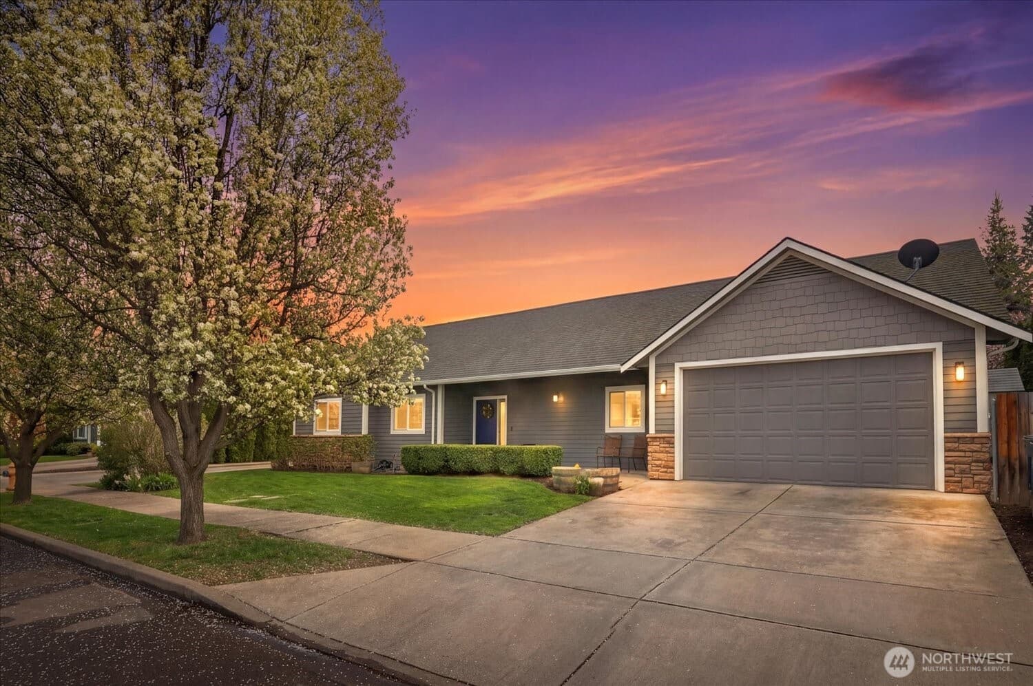 1855 Woodmere Loop