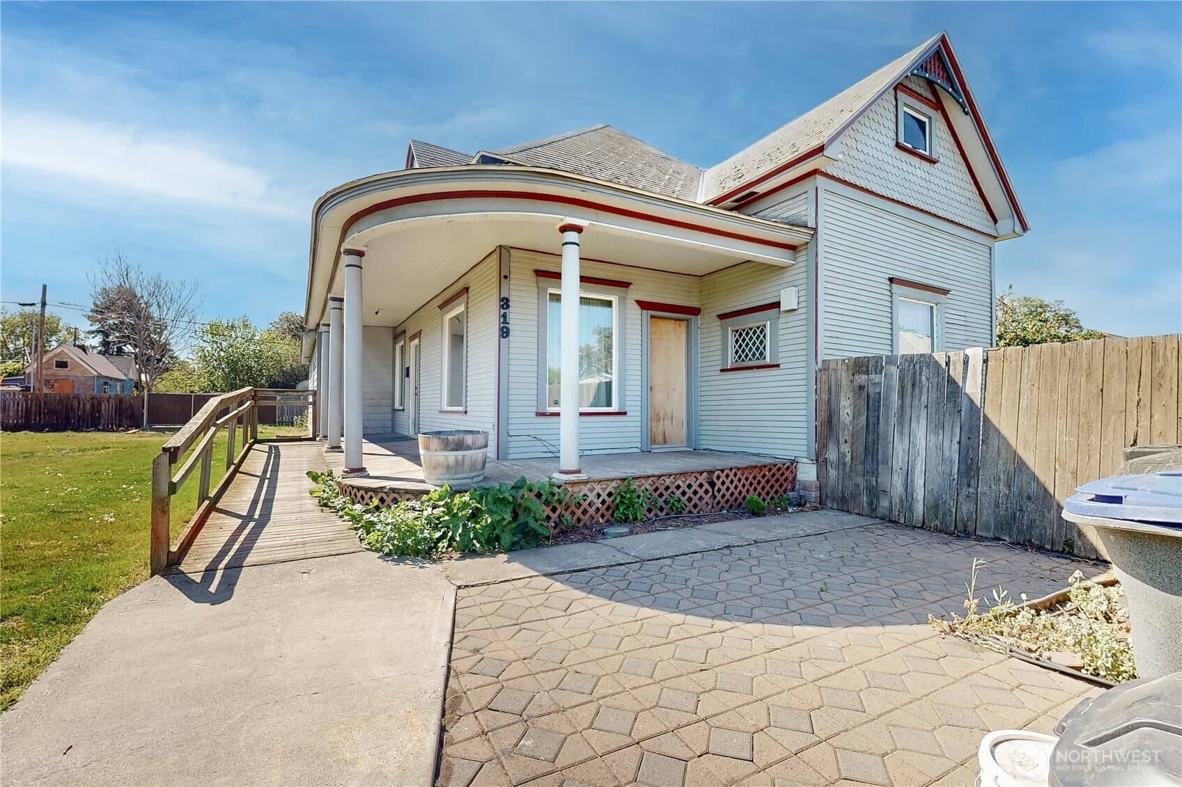 319 Cherry Street