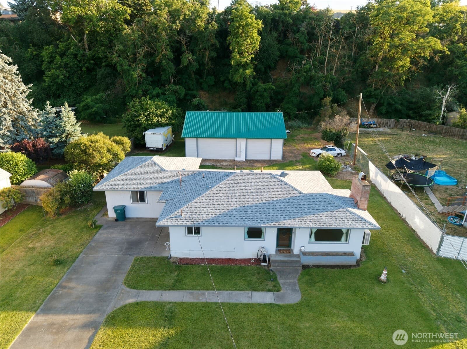 636 Pierce Street — photo 1