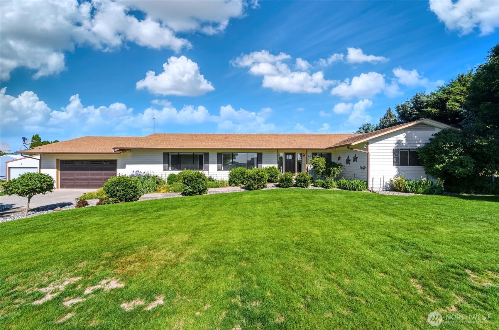 94 Country Way