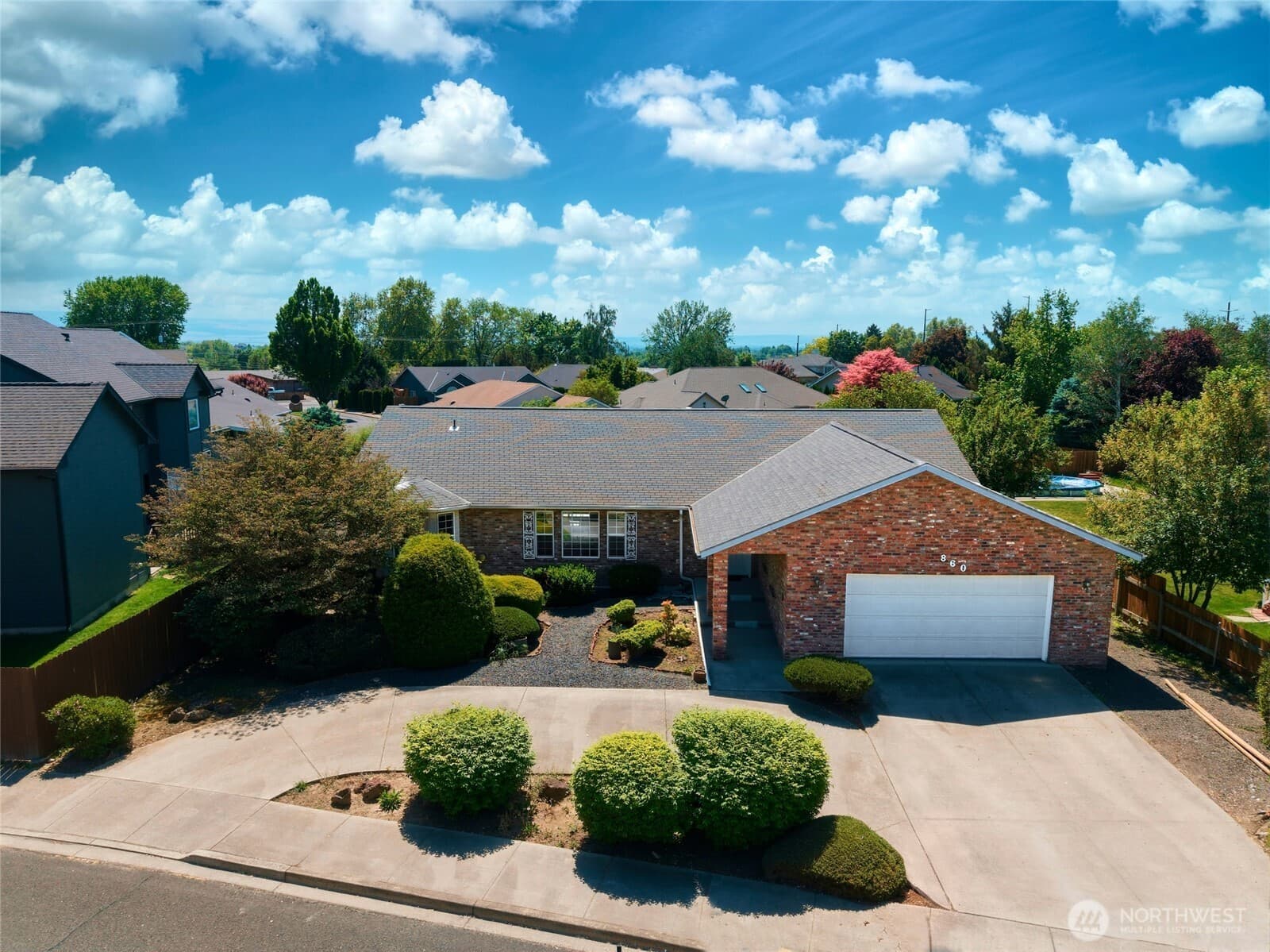 860 Sentry Drive