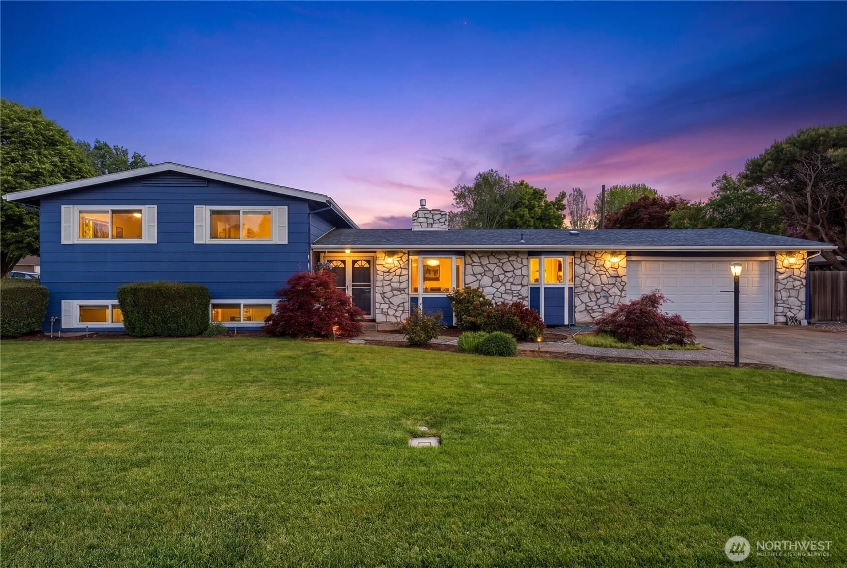 1933 Scarpelli Street