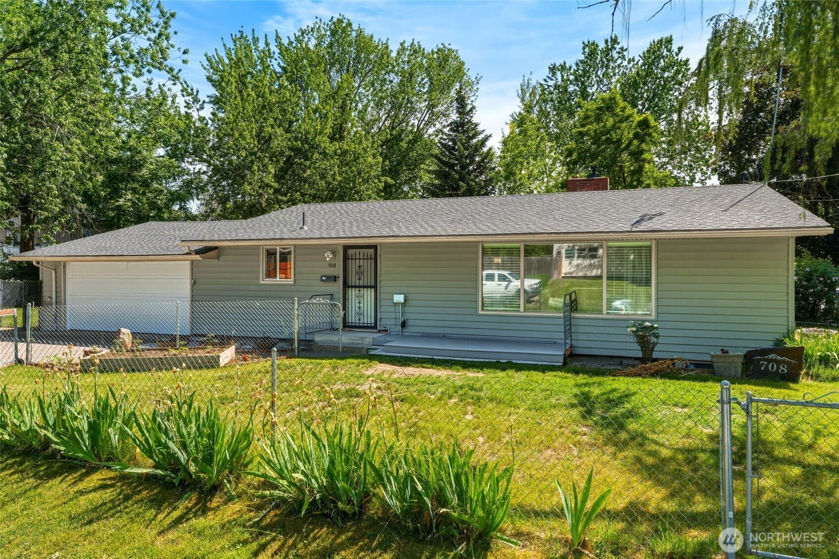 708 Alvarado Terrace
