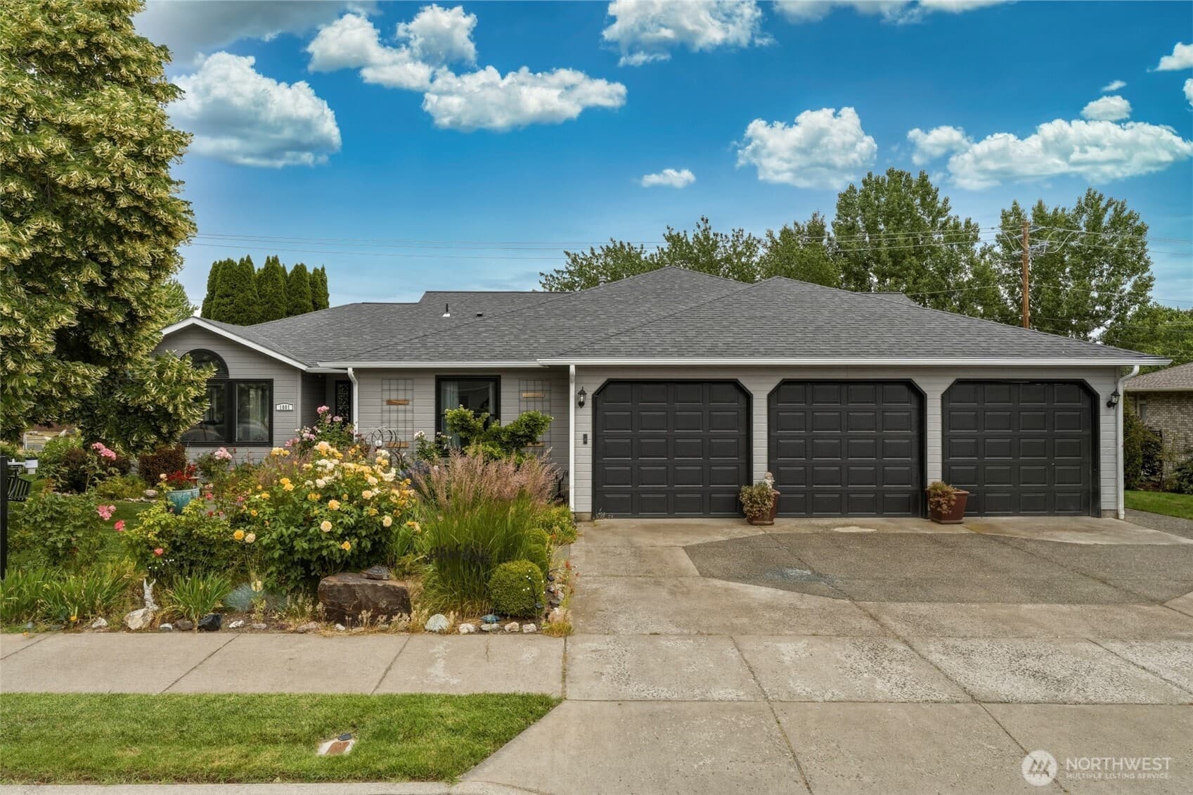 1001 Southview