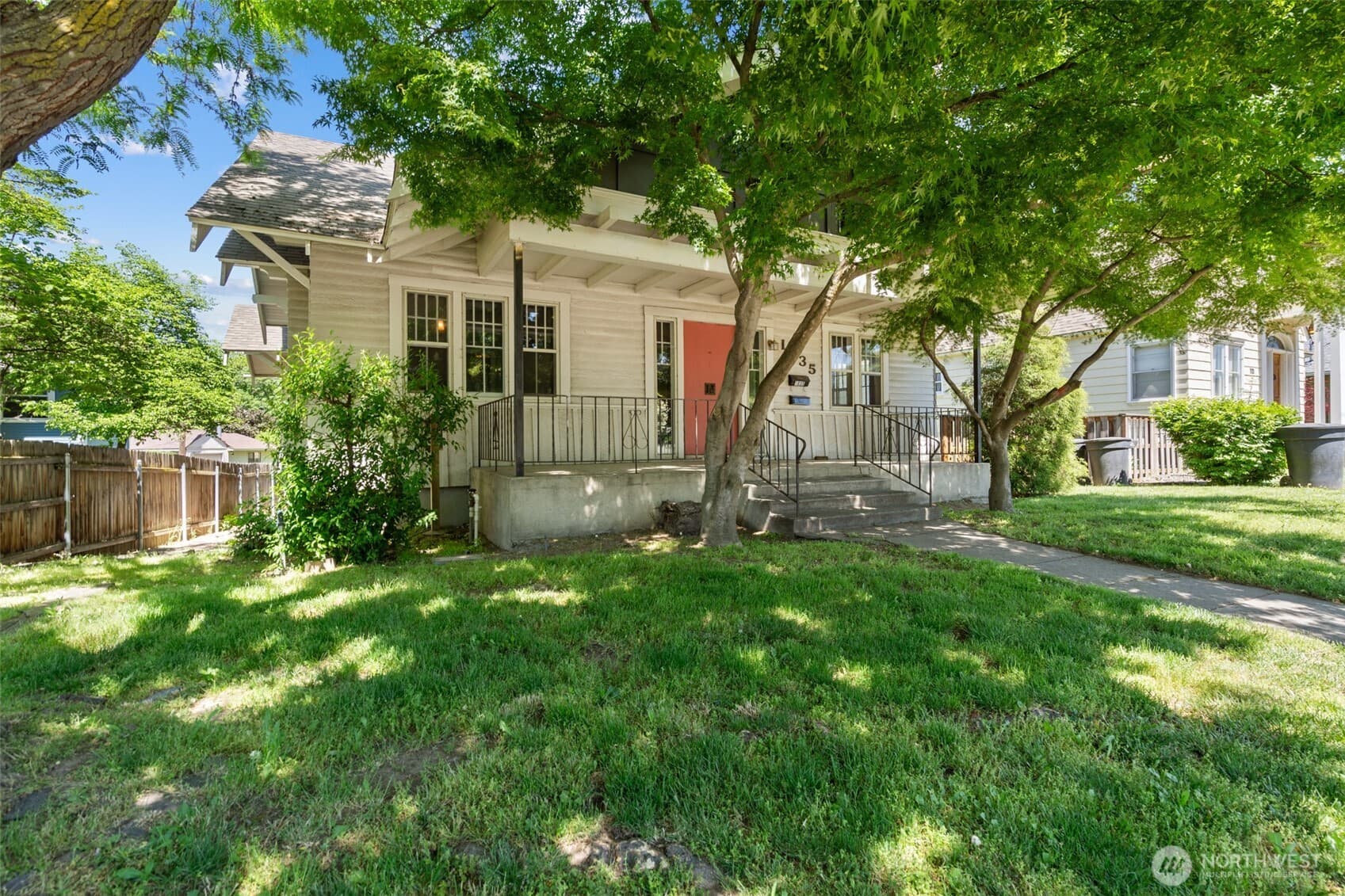 1035 Isaacs Avenue