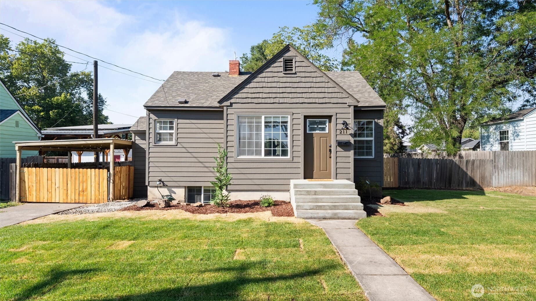 211 4th Street