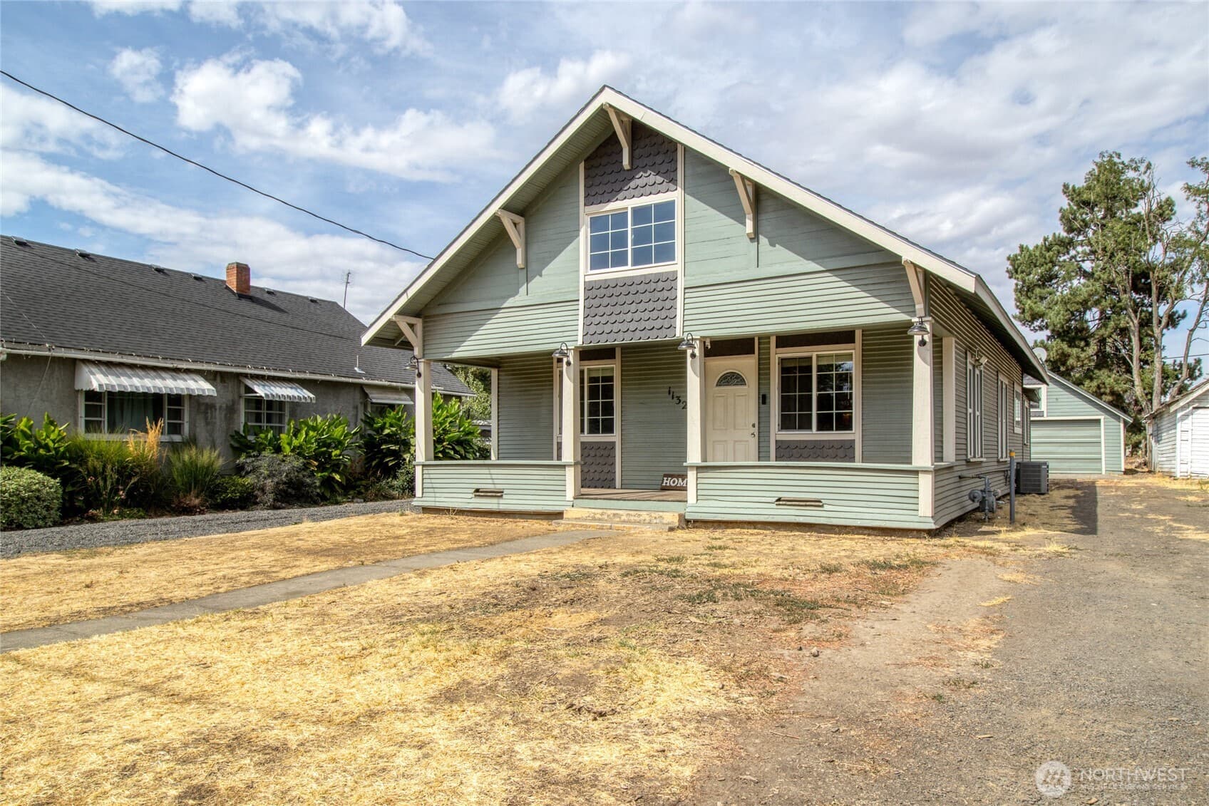 1132 Elm Street