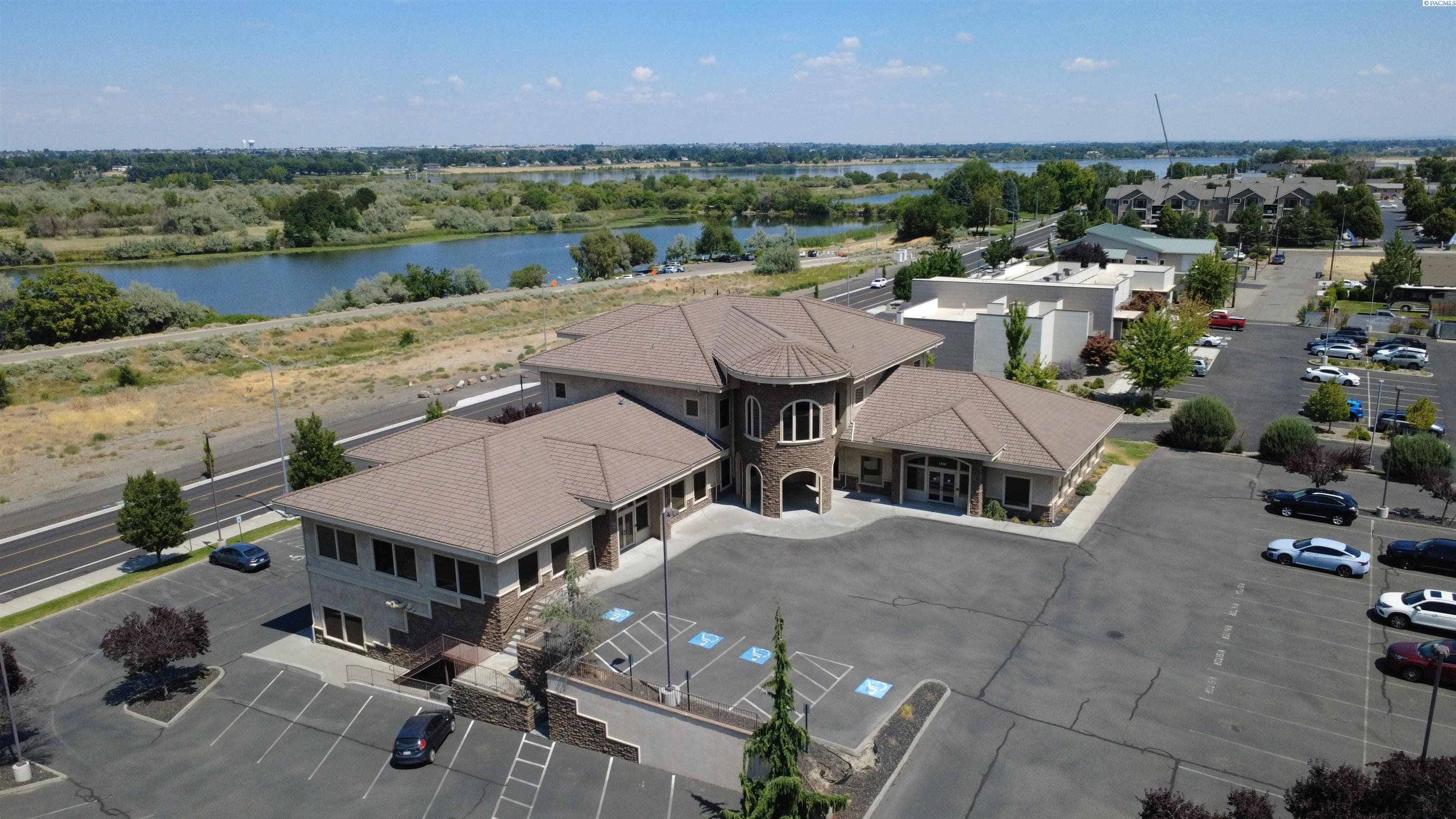 1355 Columbia Park Trail