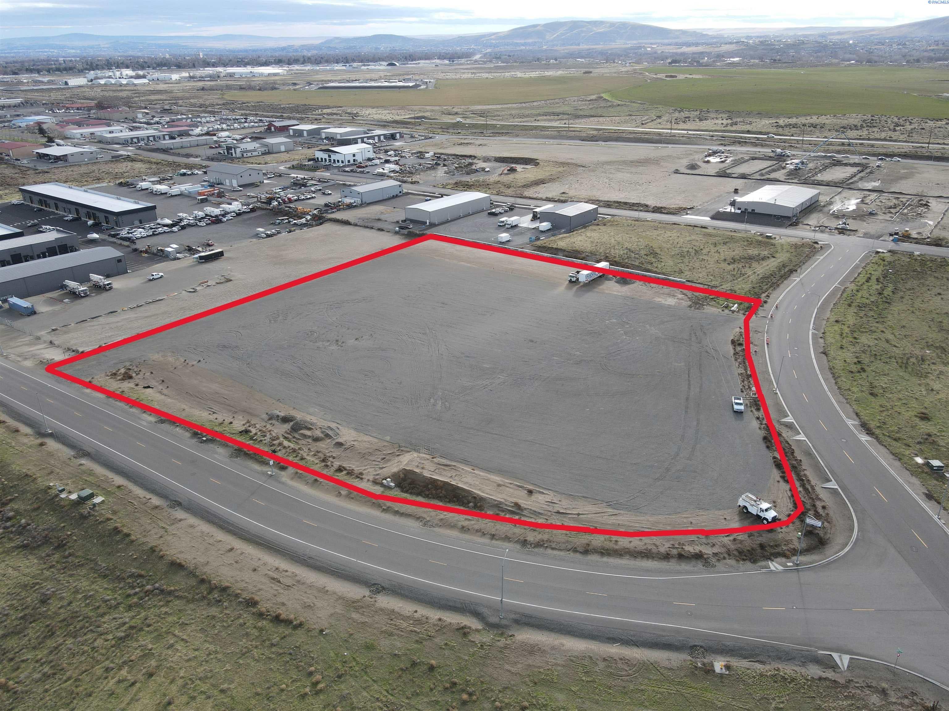 2557 Logan St