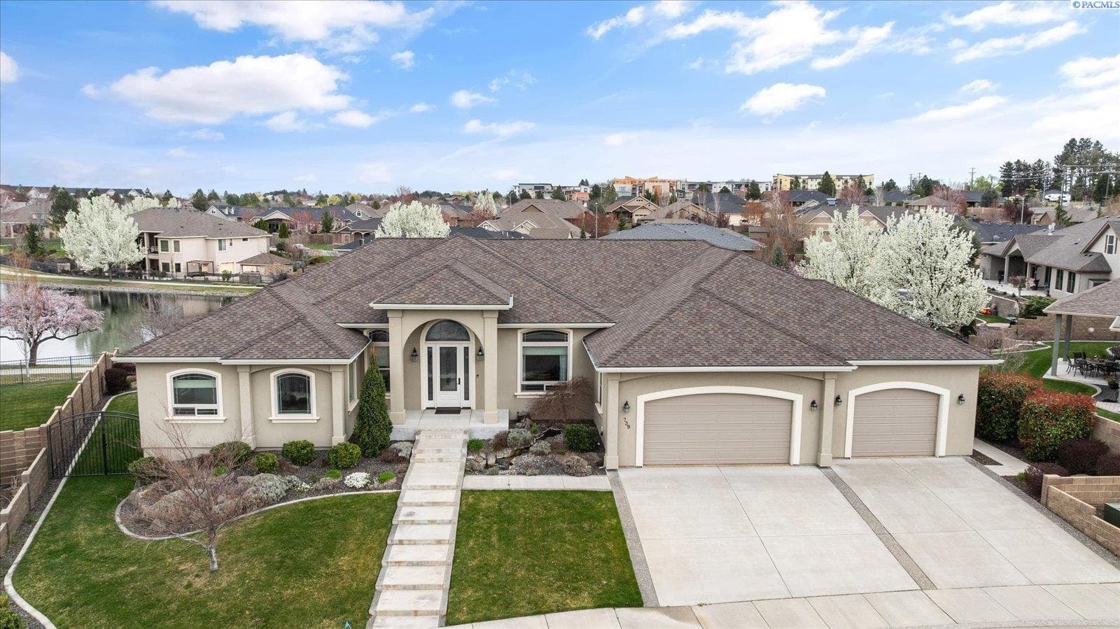 739 Idaho Pl