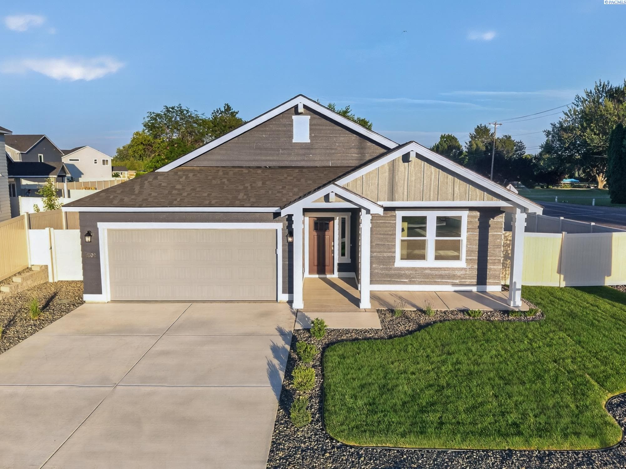 2702 Alvarado Ct.