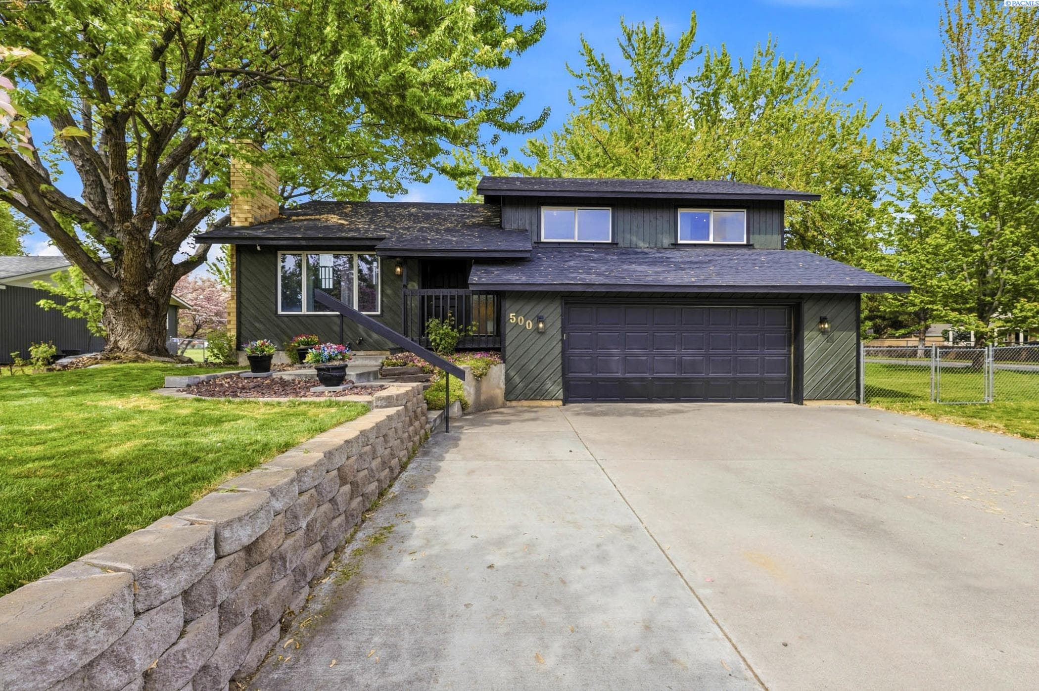 500 Meadows Drive South