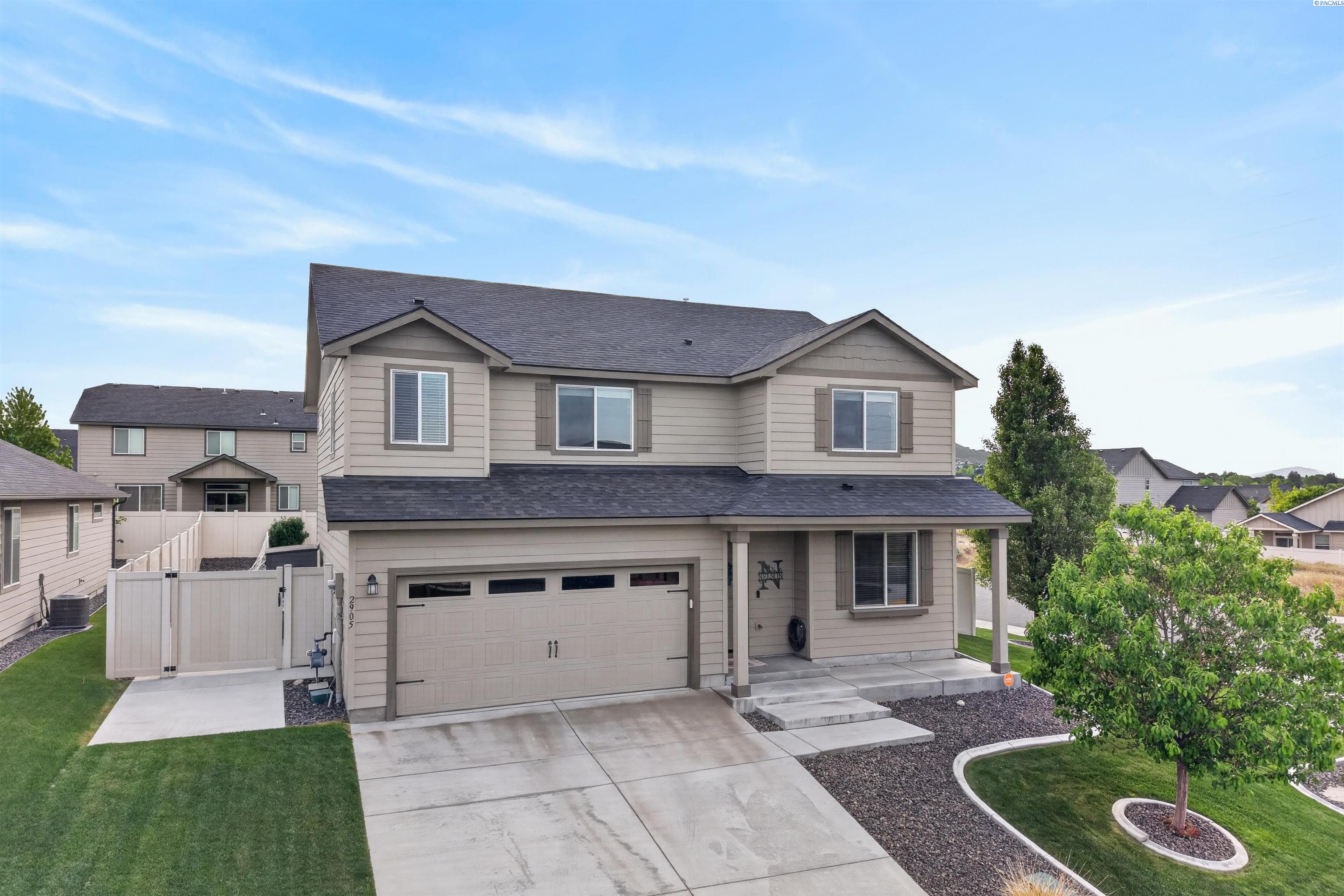2905 Woodland PL — photo 1