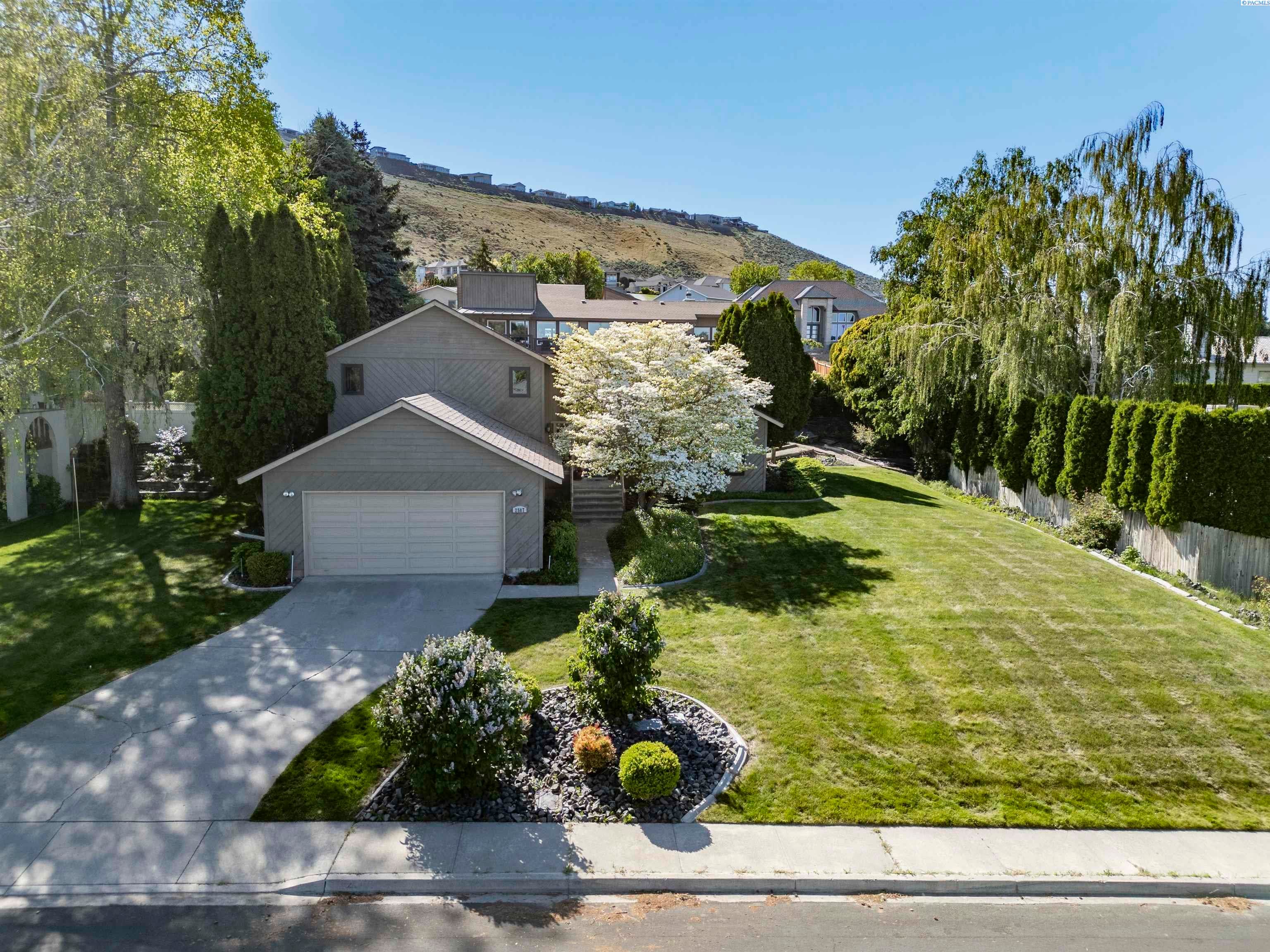 2507 Dawn Hill Court