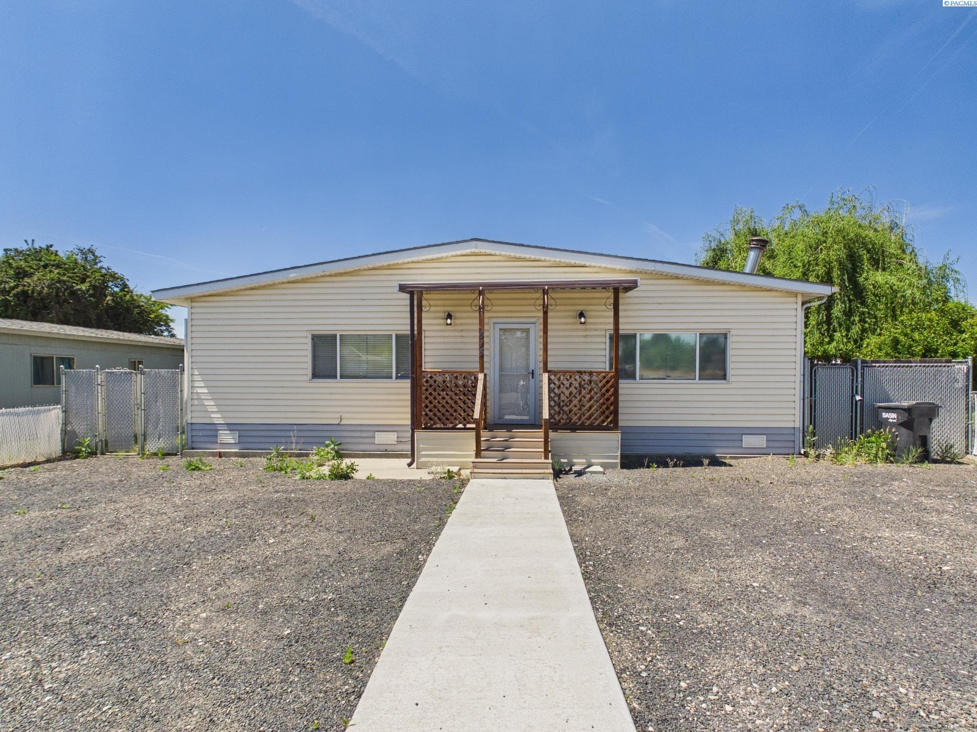 414 23rd Ave