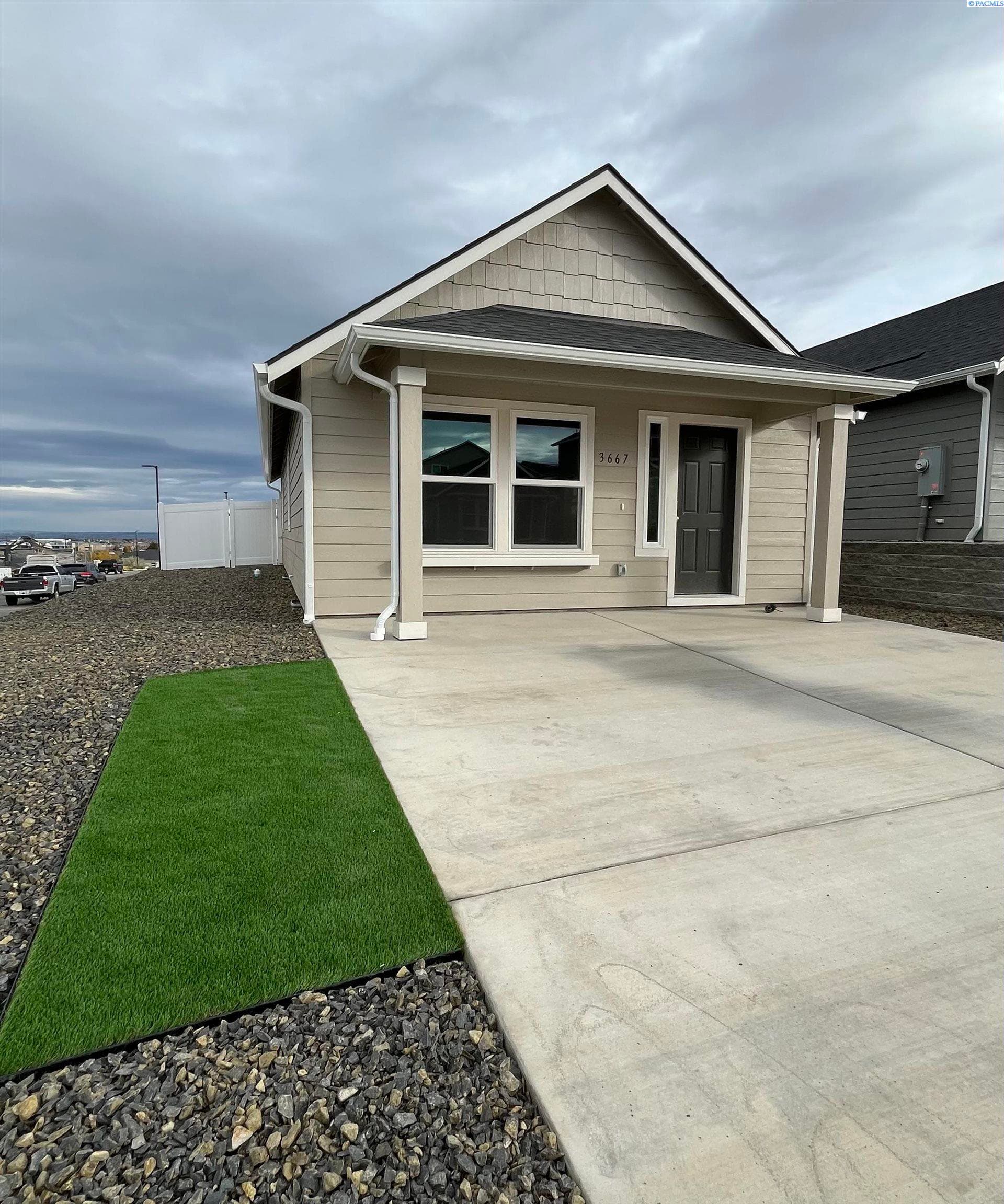 3667 Quay St — photo 1