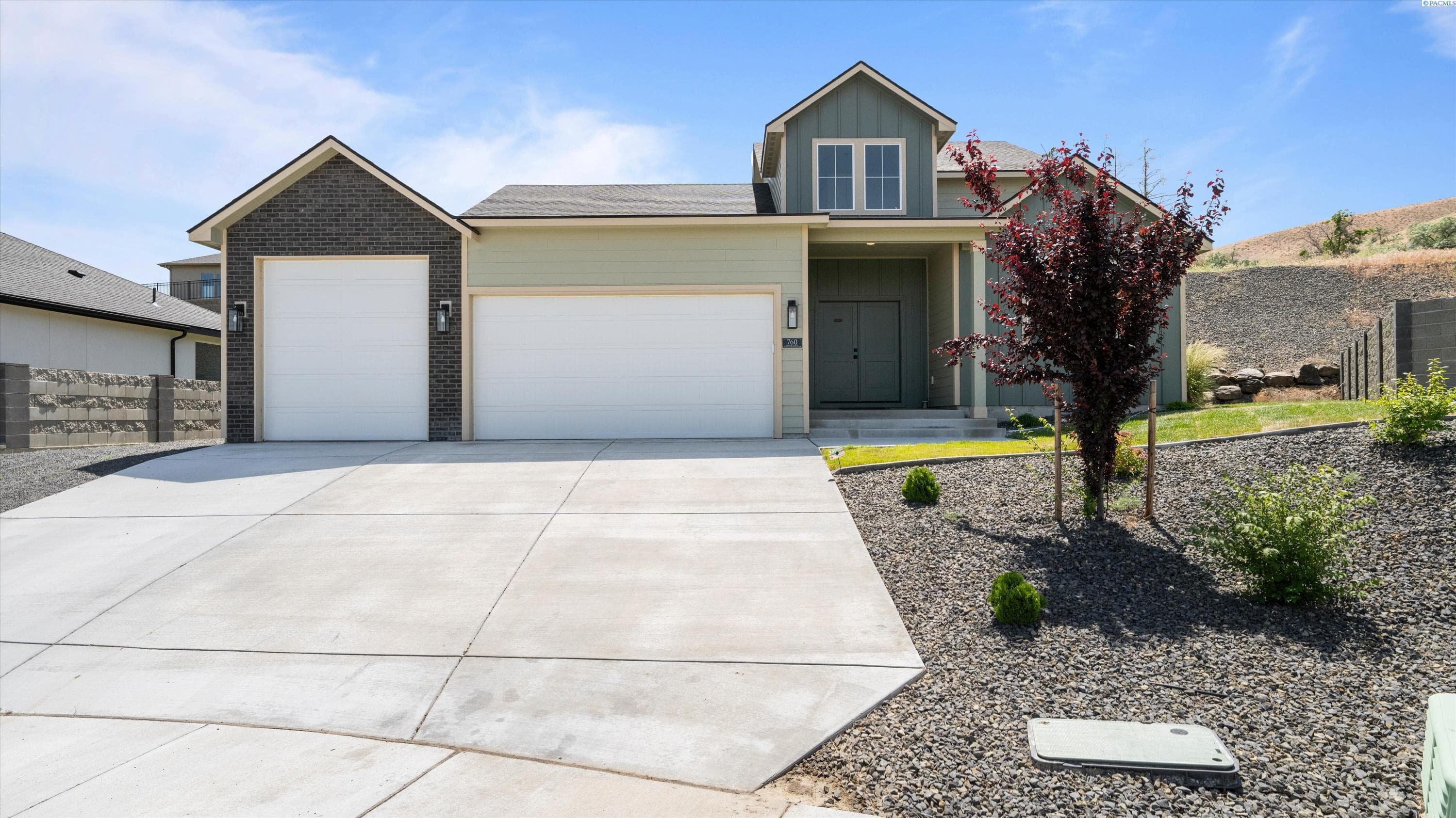 760 Mara Loop