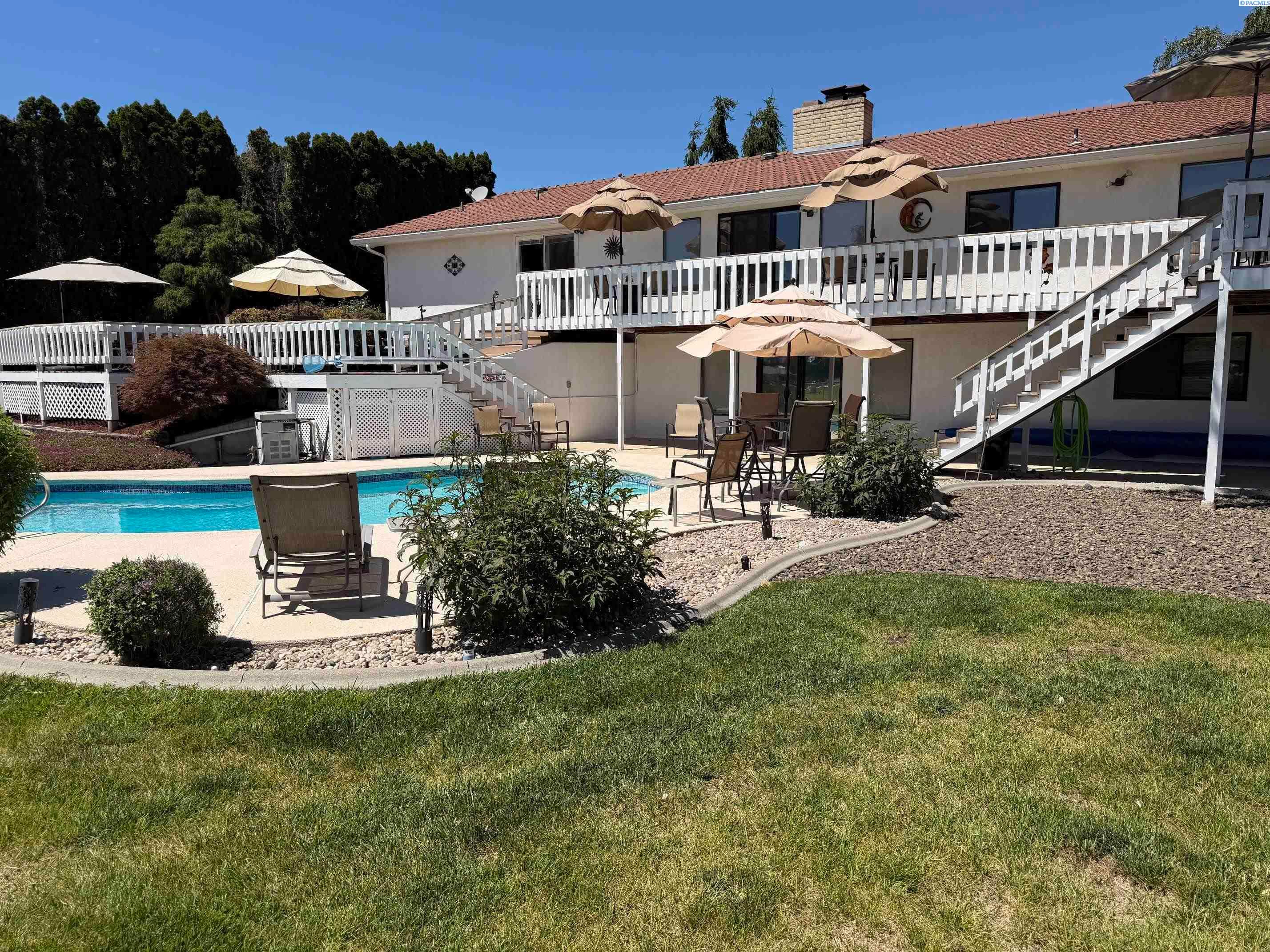 8816 Sunset Trail