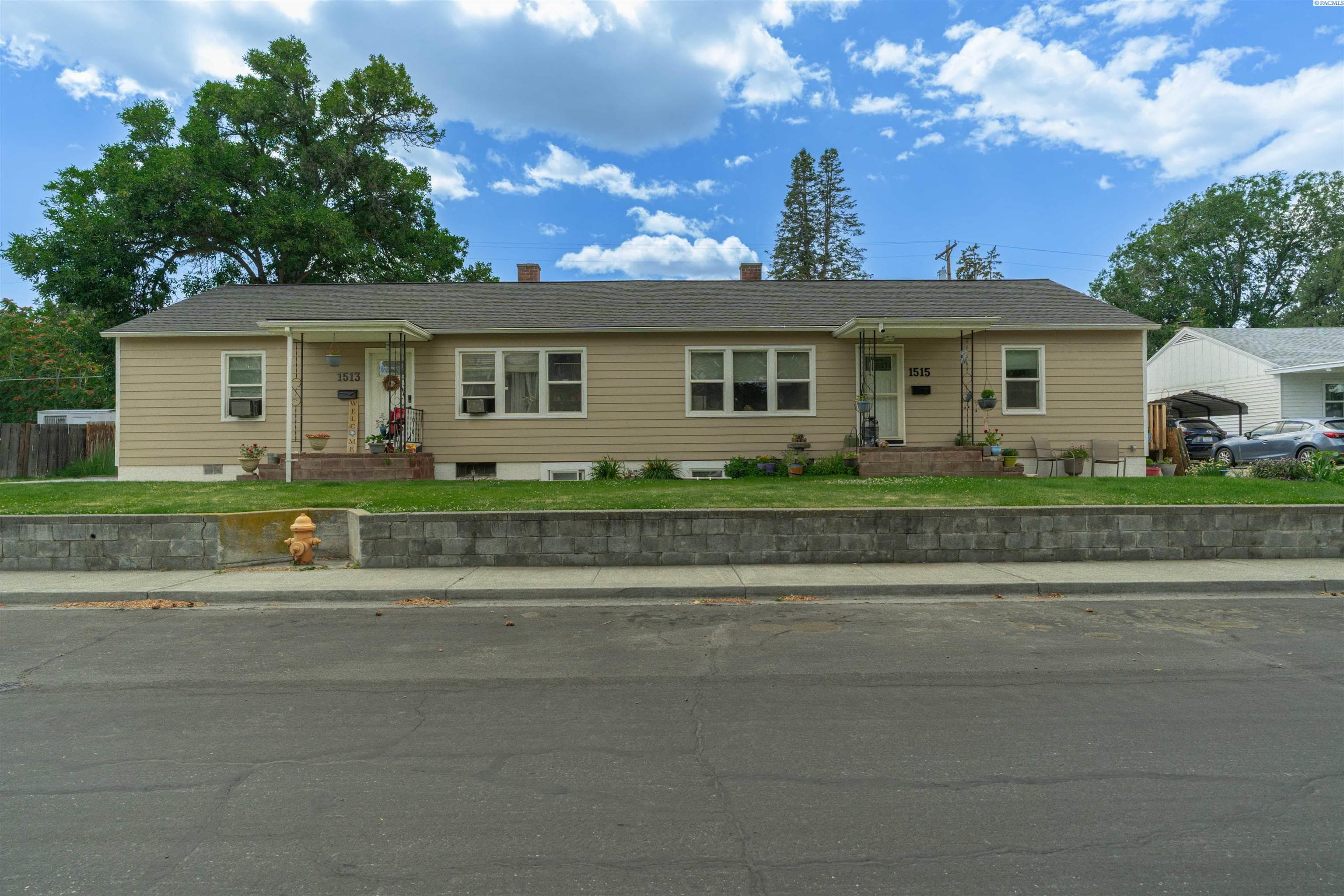 1513 Johnston