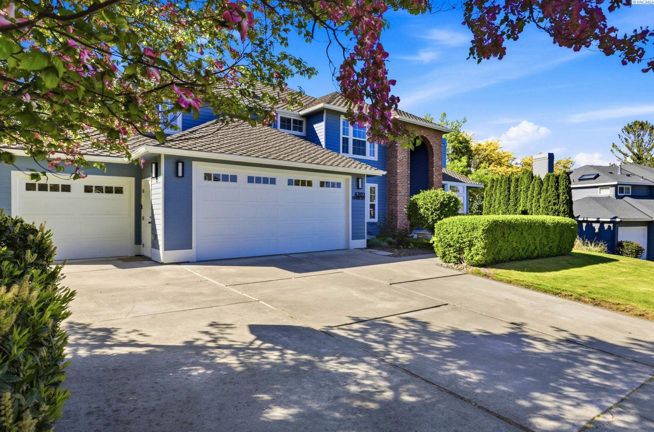 4202 Irby Loop