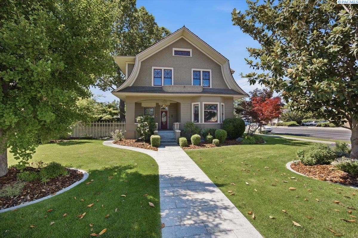 529 Kennewick Ave