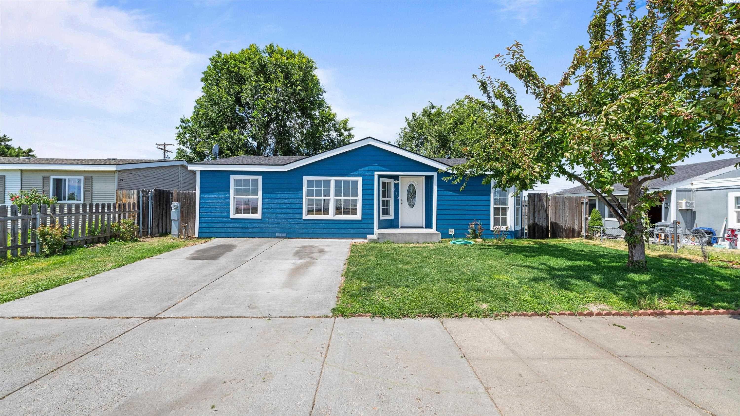 910 4th Ave