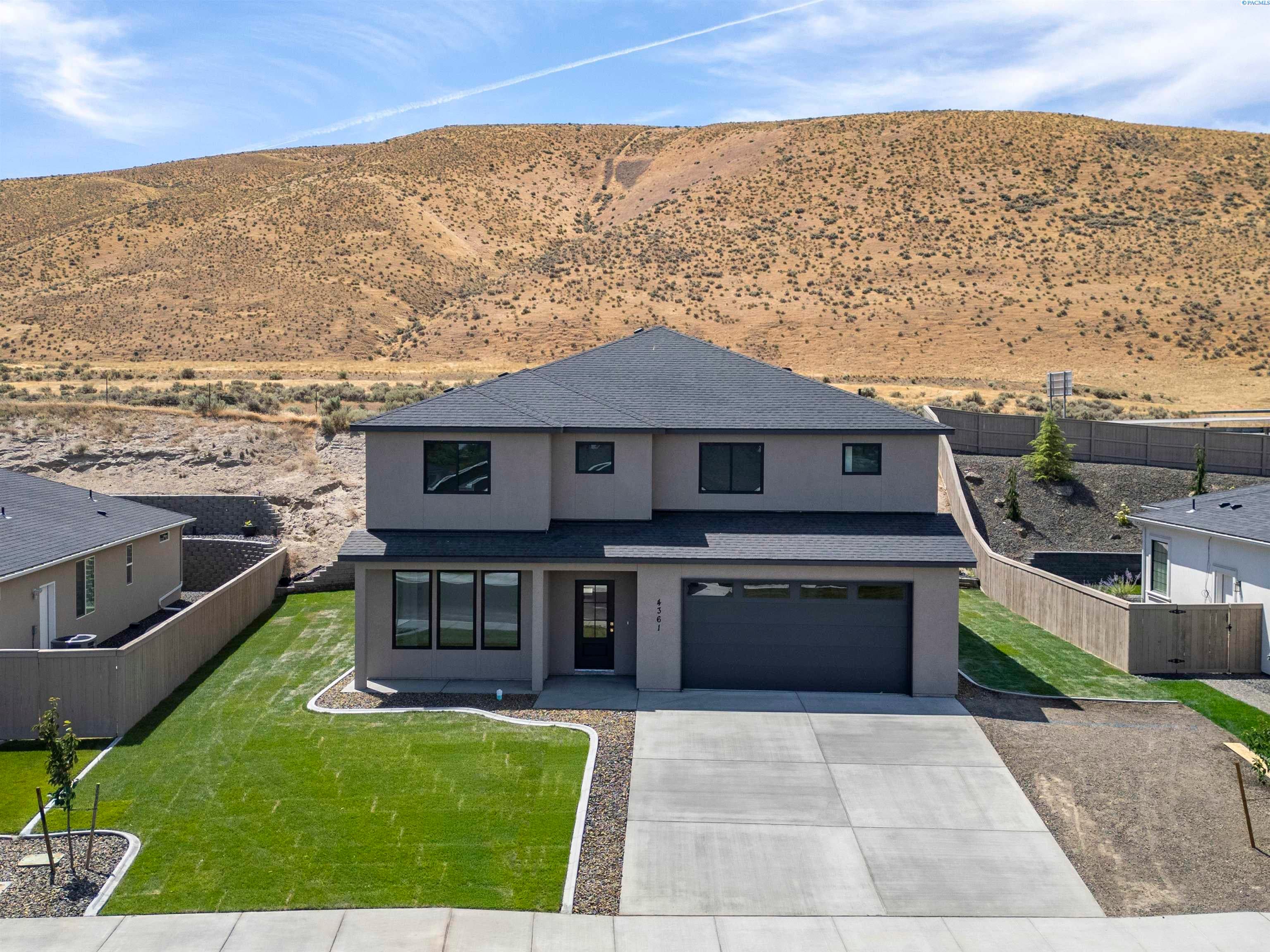 4361 Cowlitz Blvd