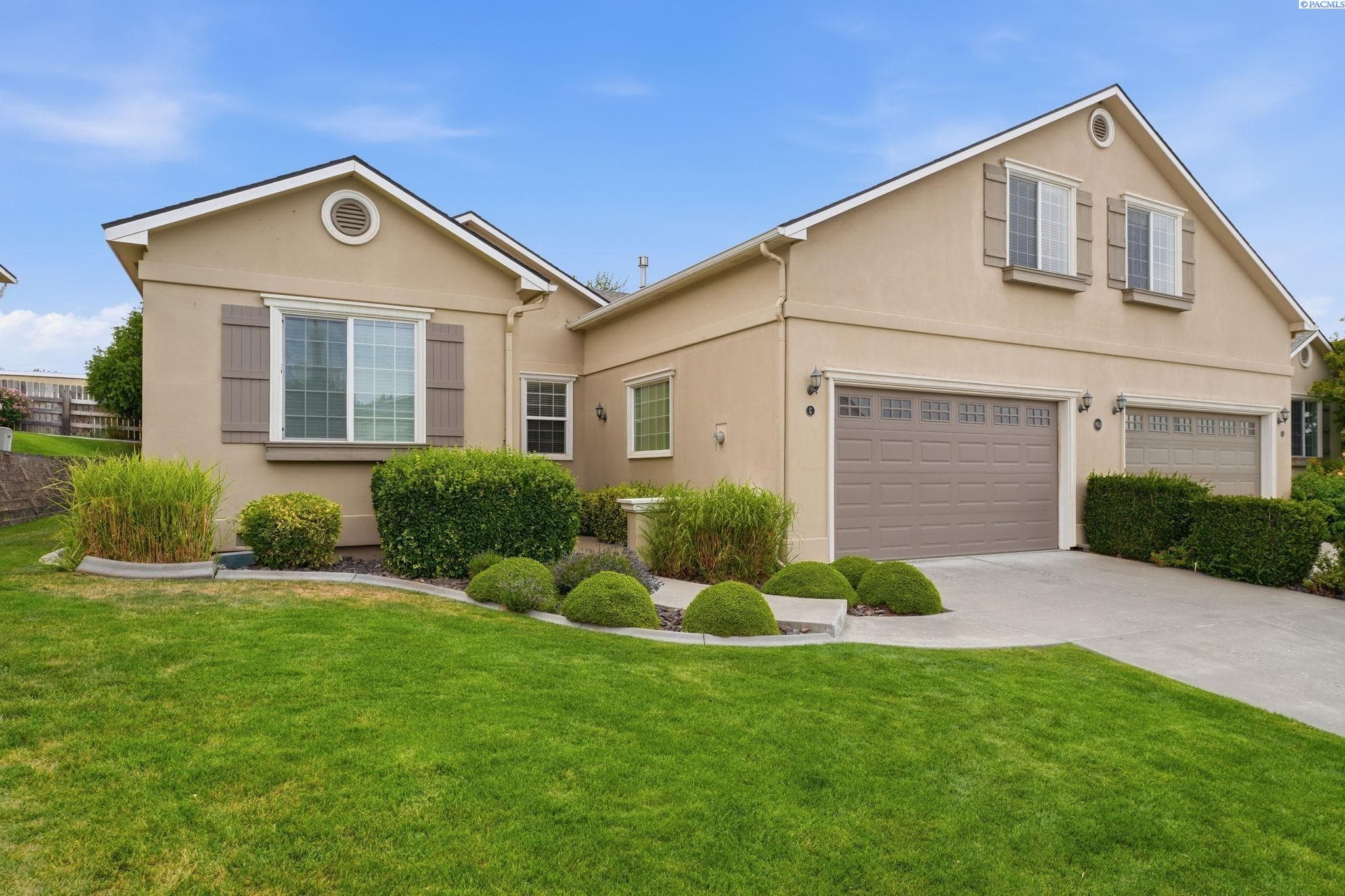1923 Sky Meadow Avenue