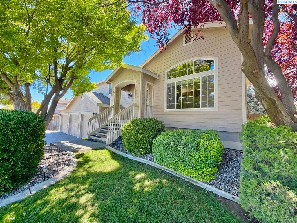 1208 Pittsburgh St — photo 1