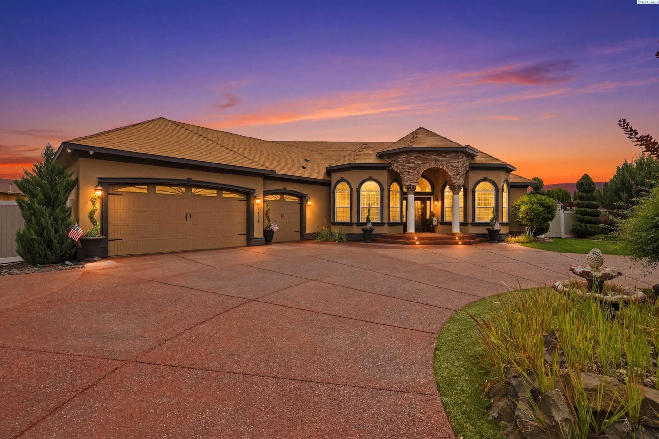 3121 Tuscany Dr