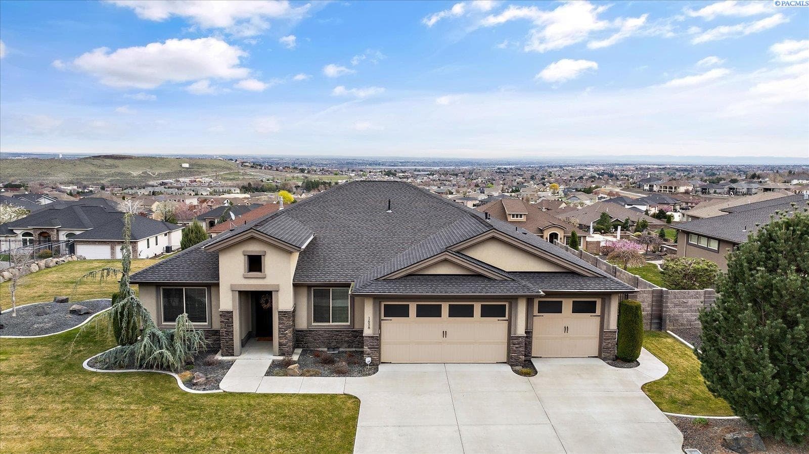 1658 Sorrento Lane