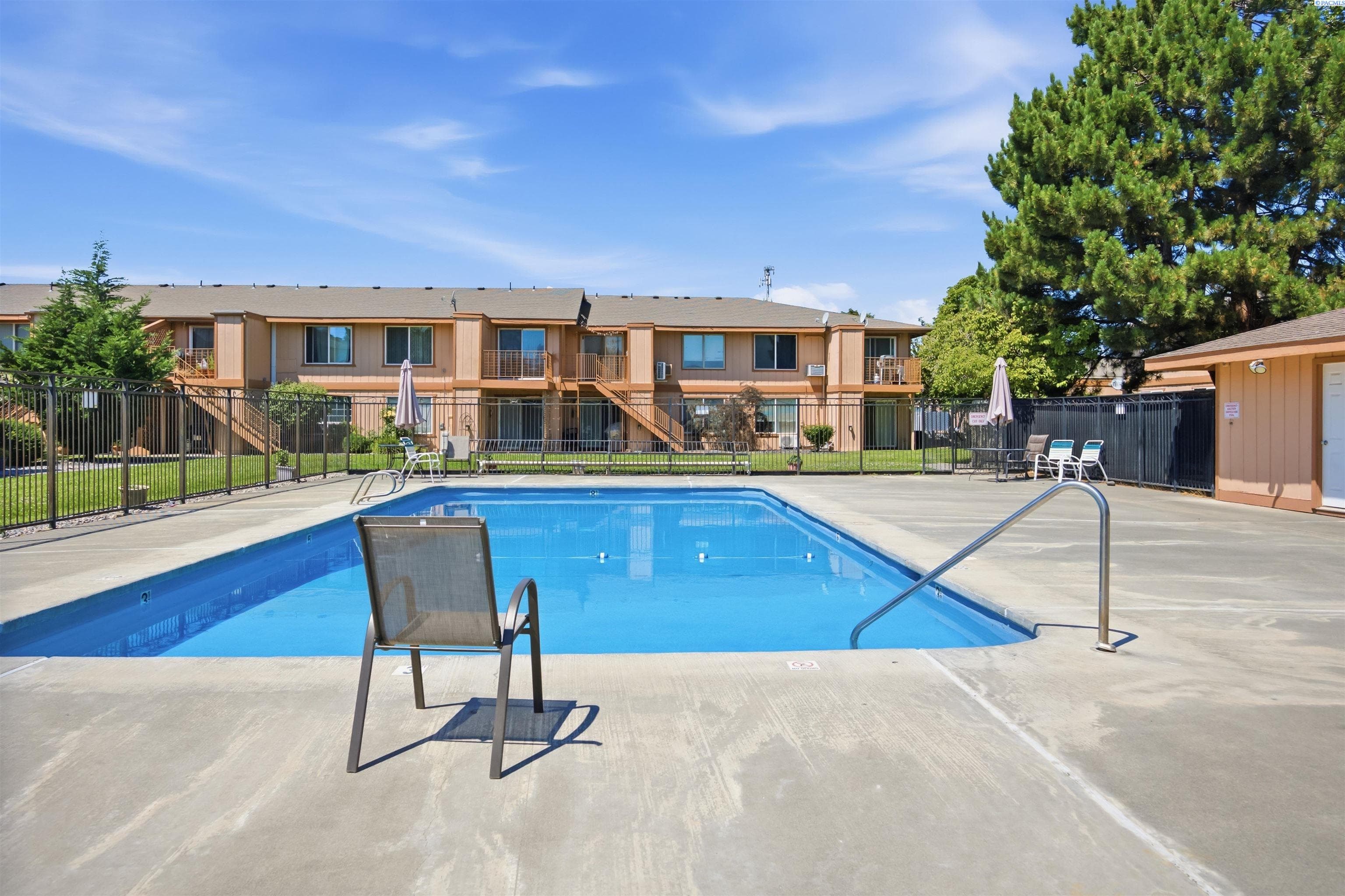 3121 Hood Ave C-101
