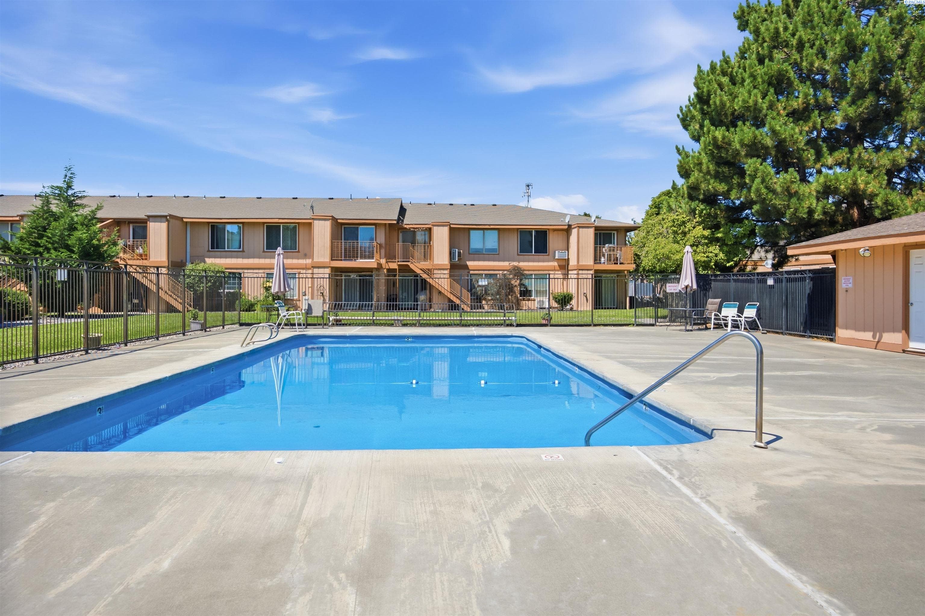 3121 Hood Ave C-101