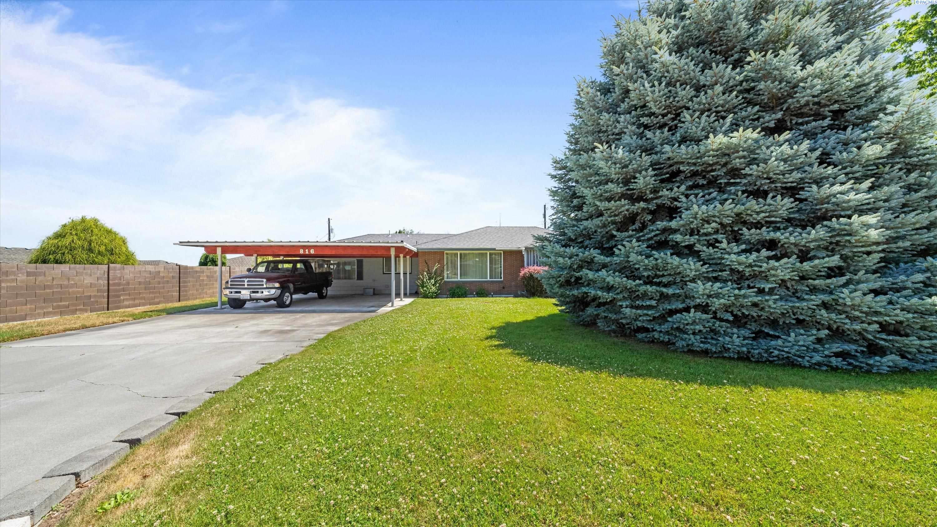 816 Ely Pl — photo 1