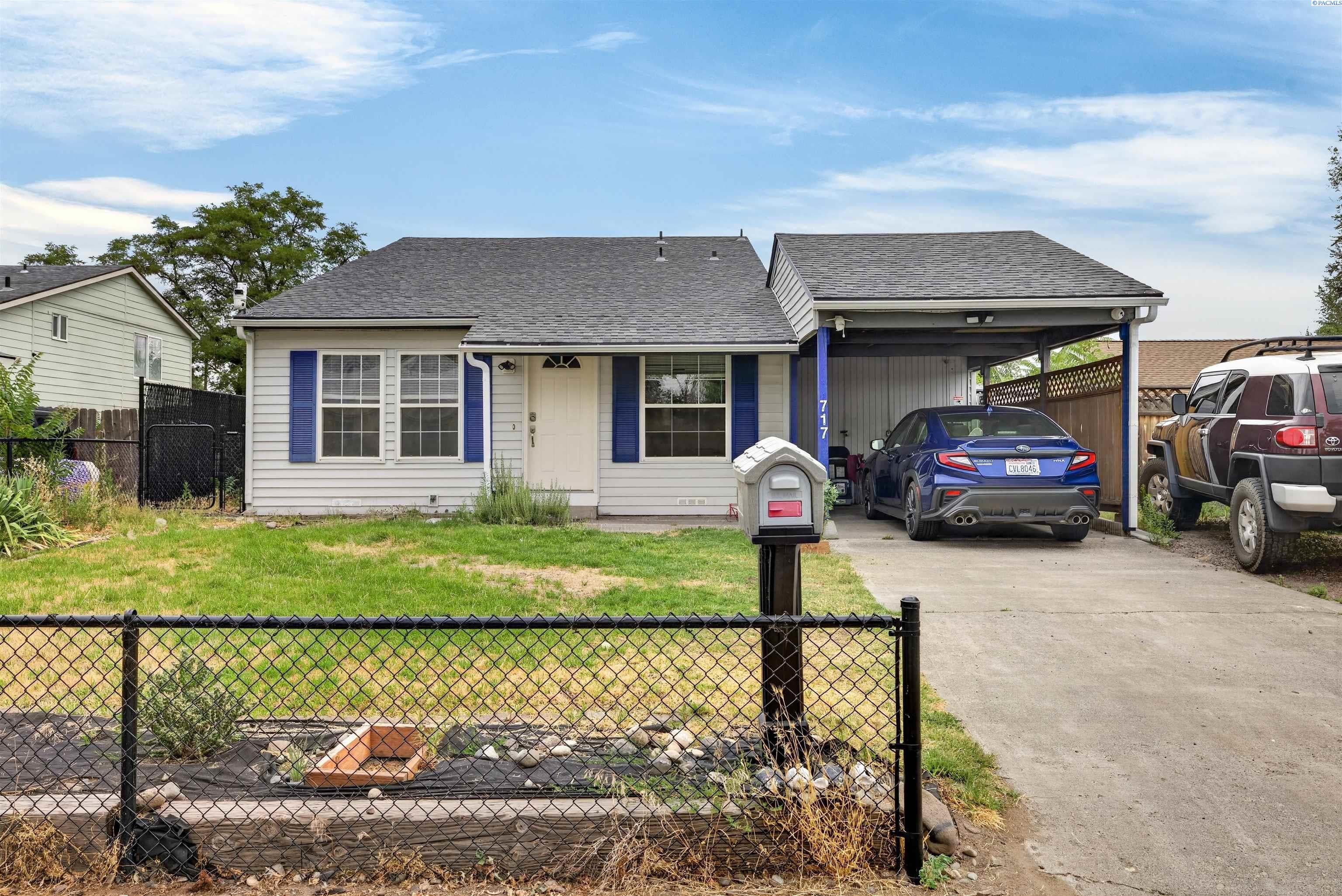 717 Fir St — photo 1