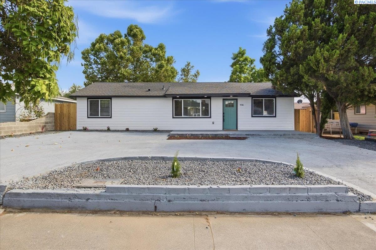 936 Leola St — photo 1