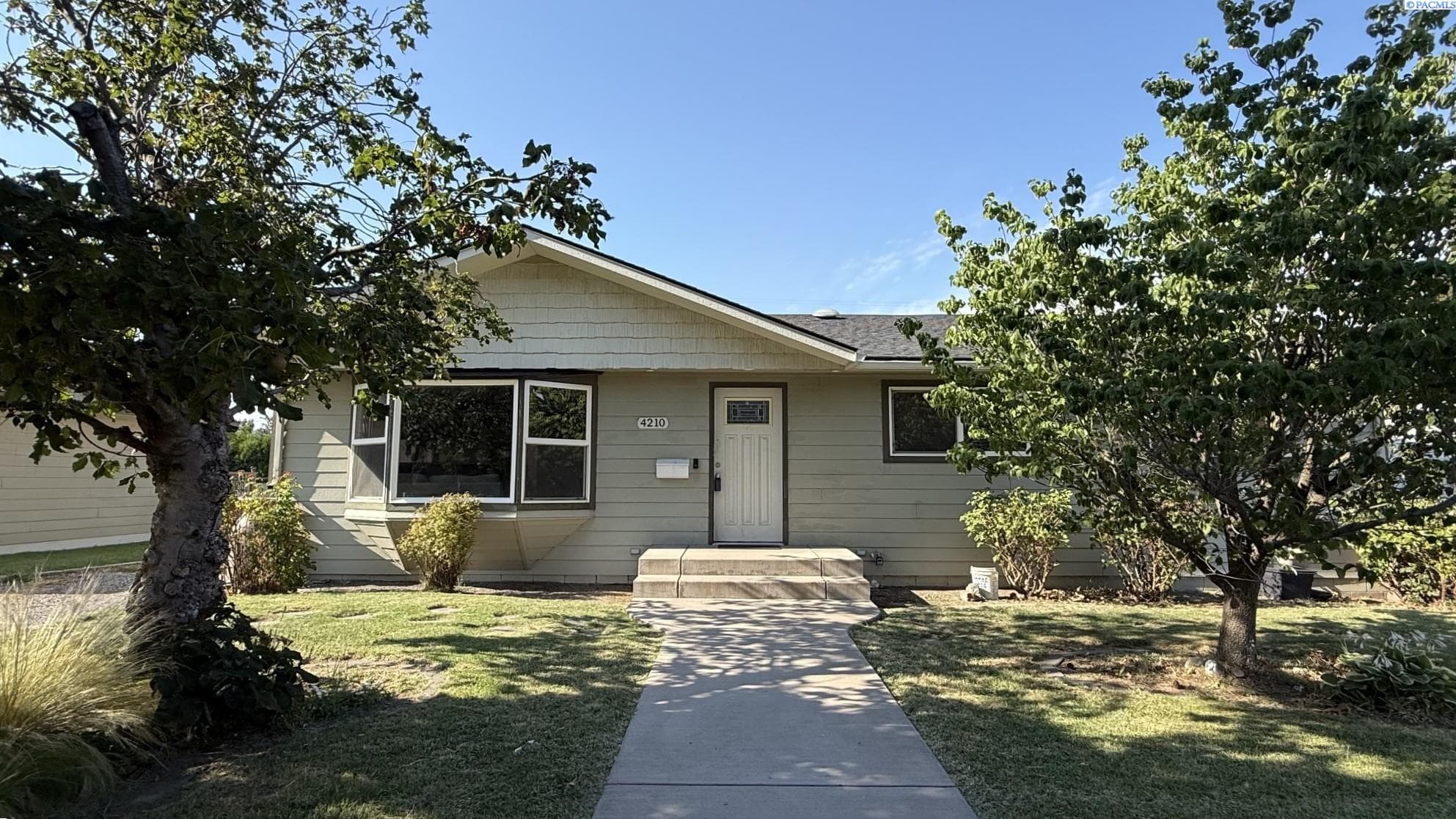 4210 Metaline Ave — photo 1