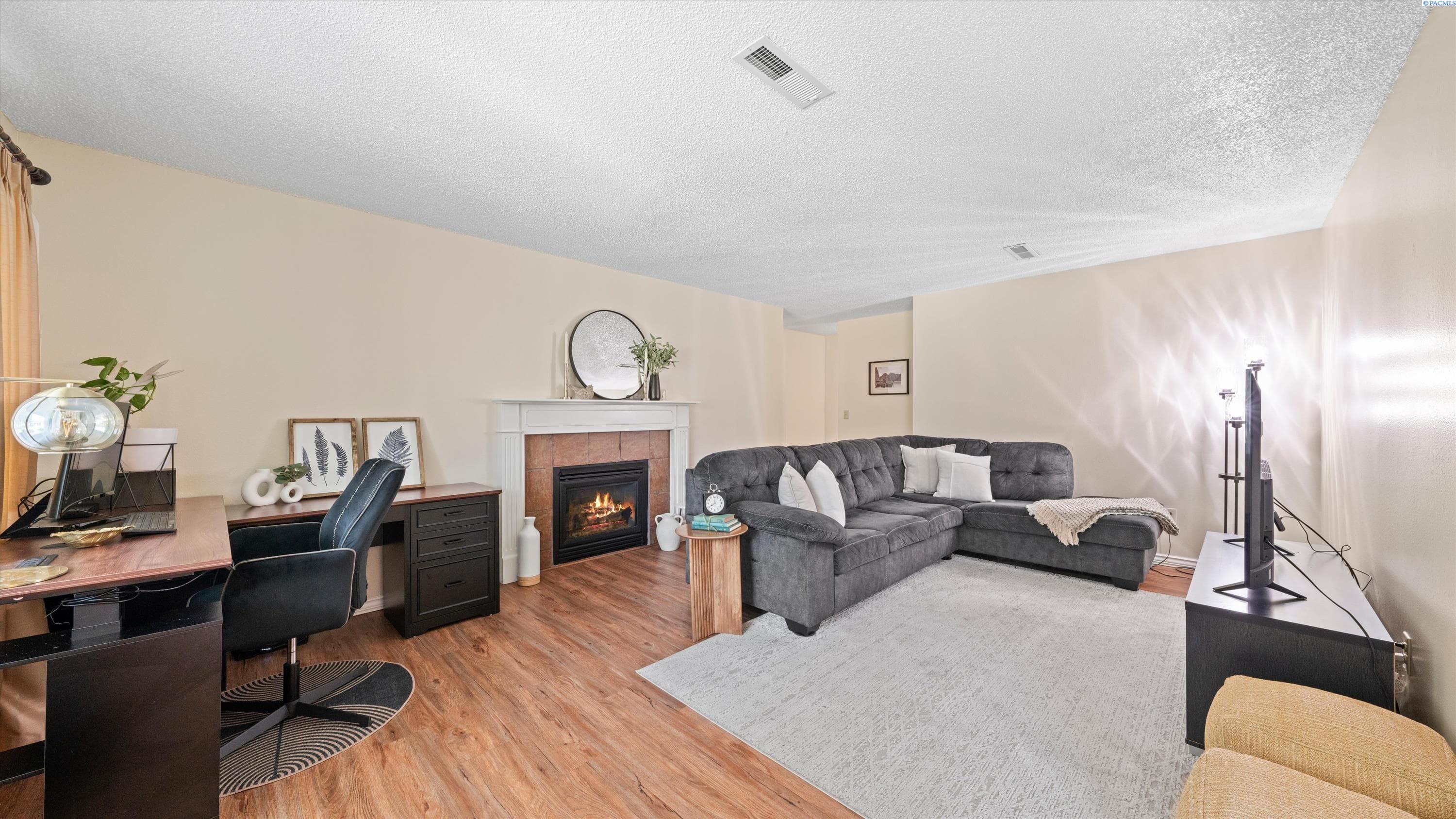 2912 Hood Ave — photo 1