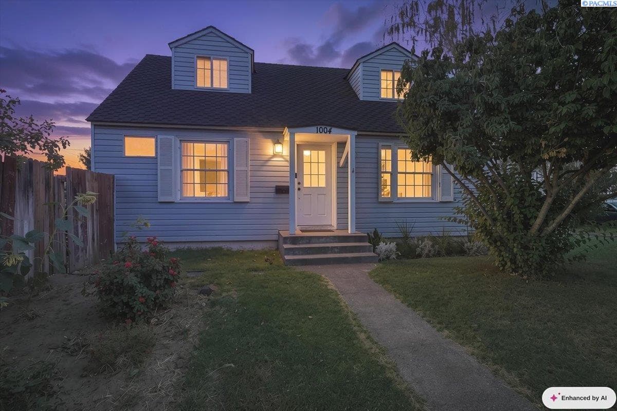 1004 Henry Street — photo 1