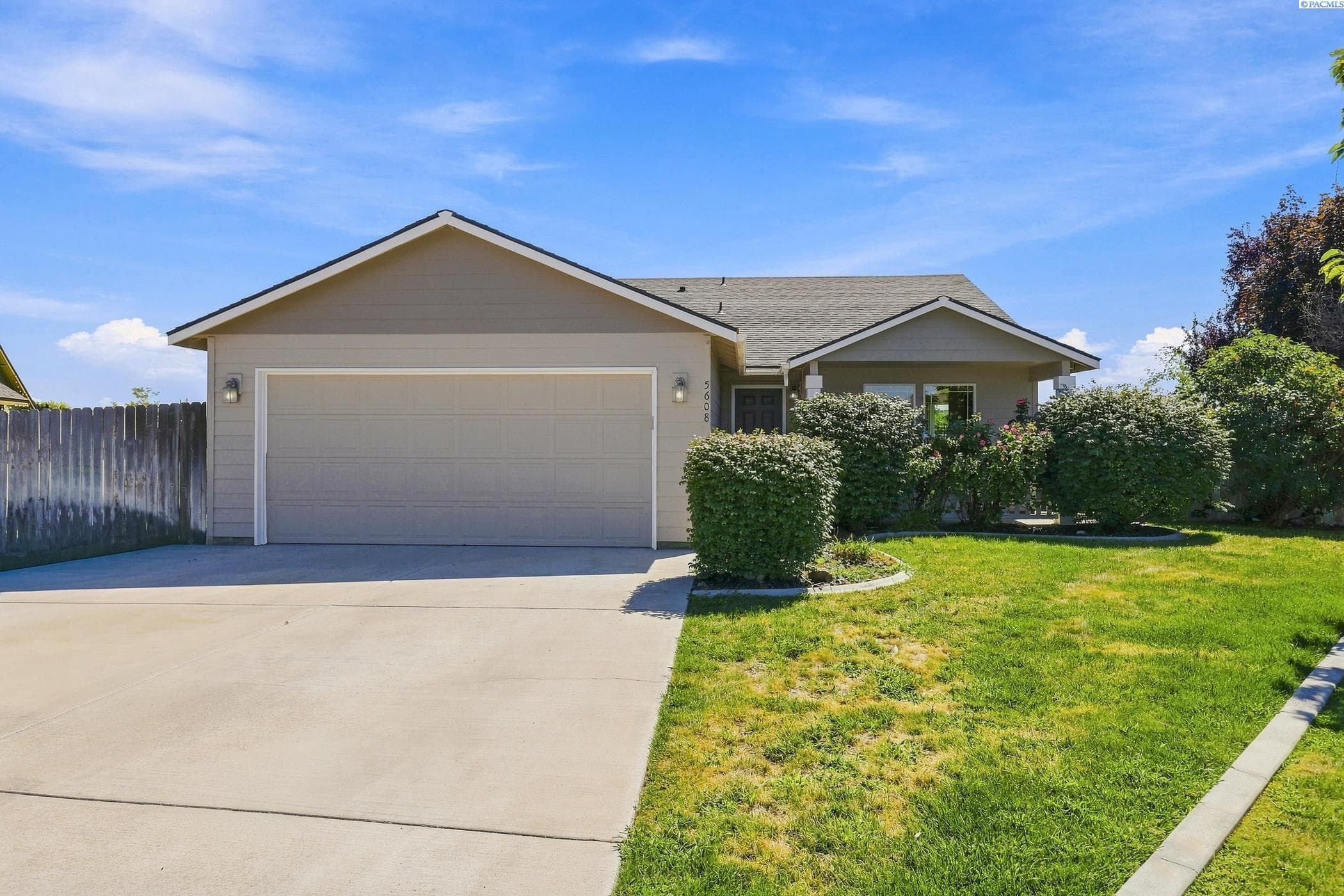 5608 McKinley Ct. — photo 1