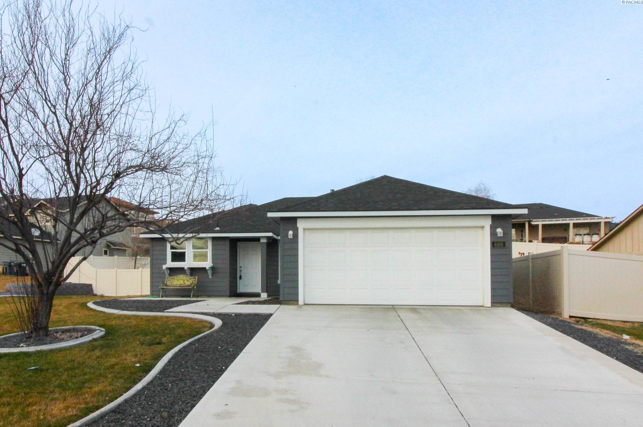 6101 Turf Paradise Dr — photo 1